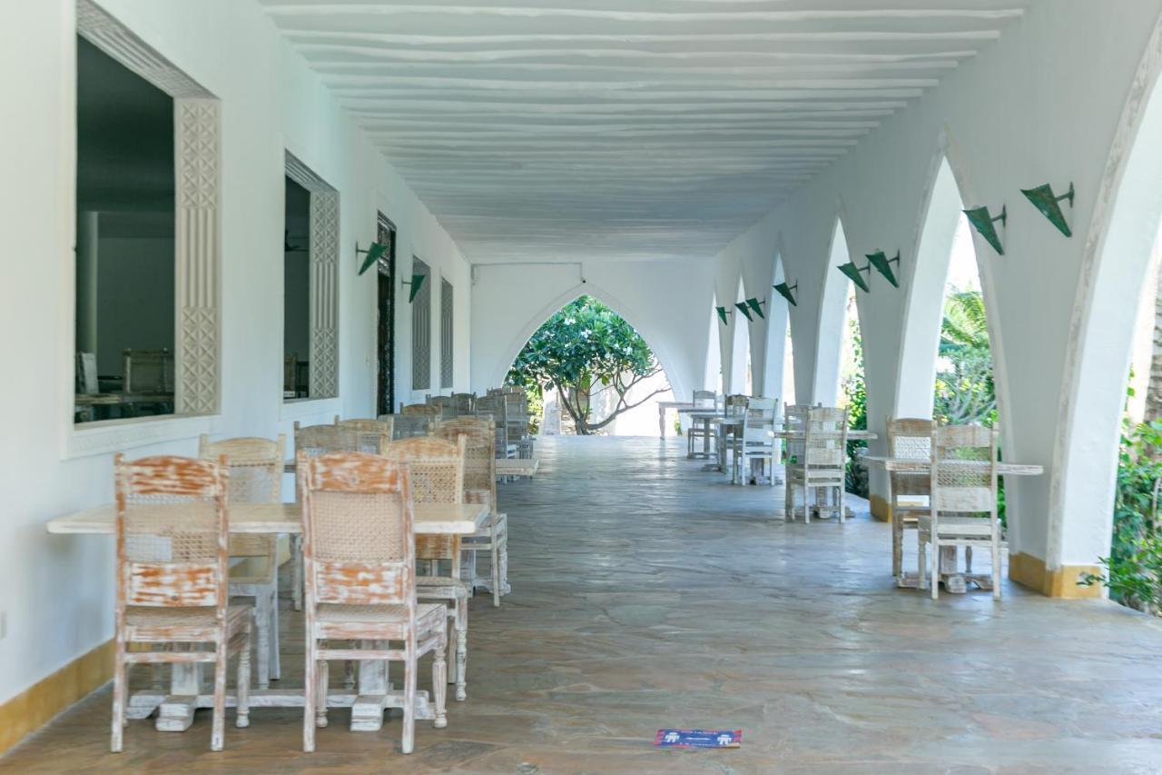 וואטאמו Sun Palm Beach Resort מראה חיצוני תמונה