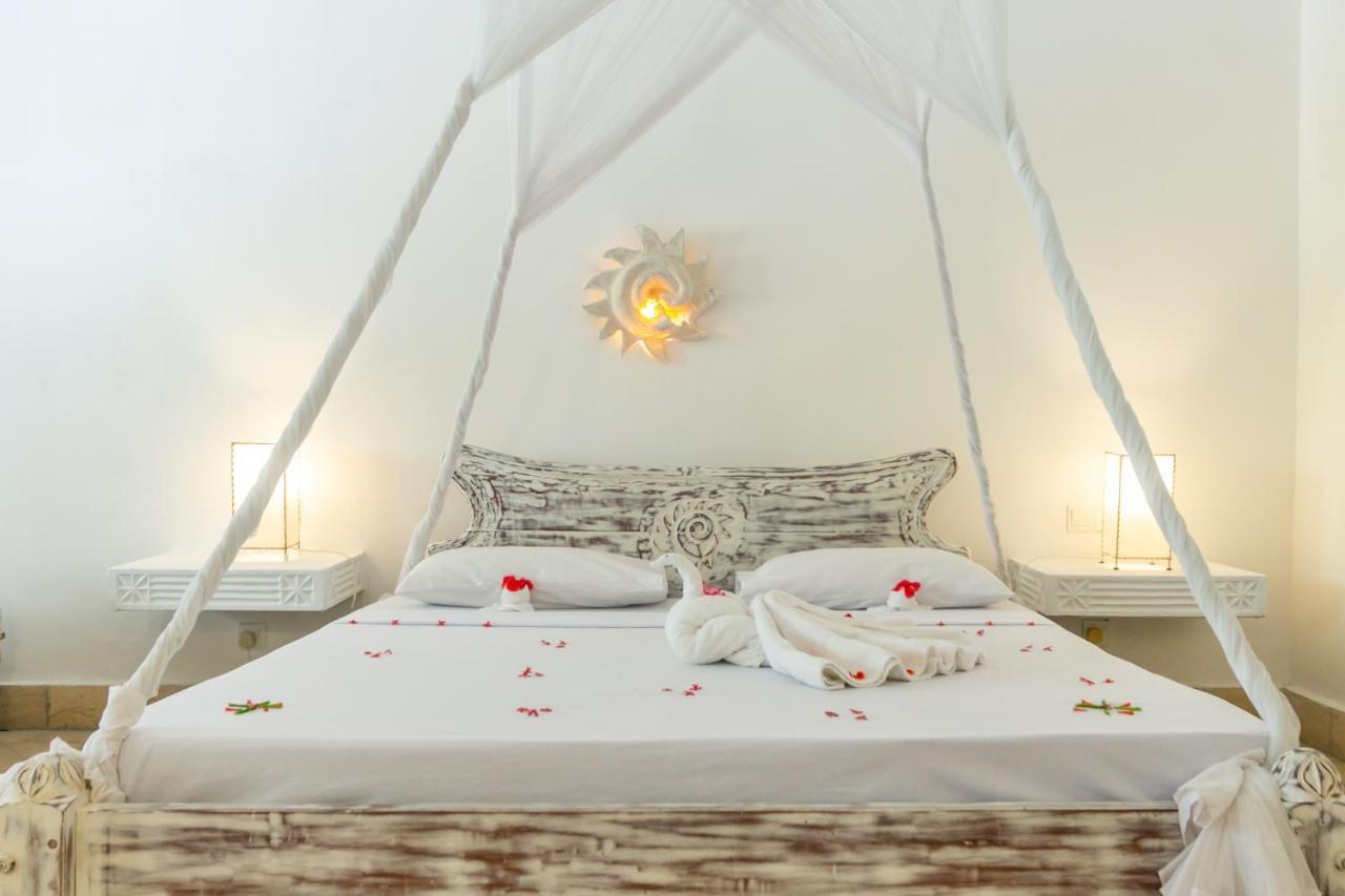 וואטאמו Sun Palm Beach Resort מראה חיצוני תמונה